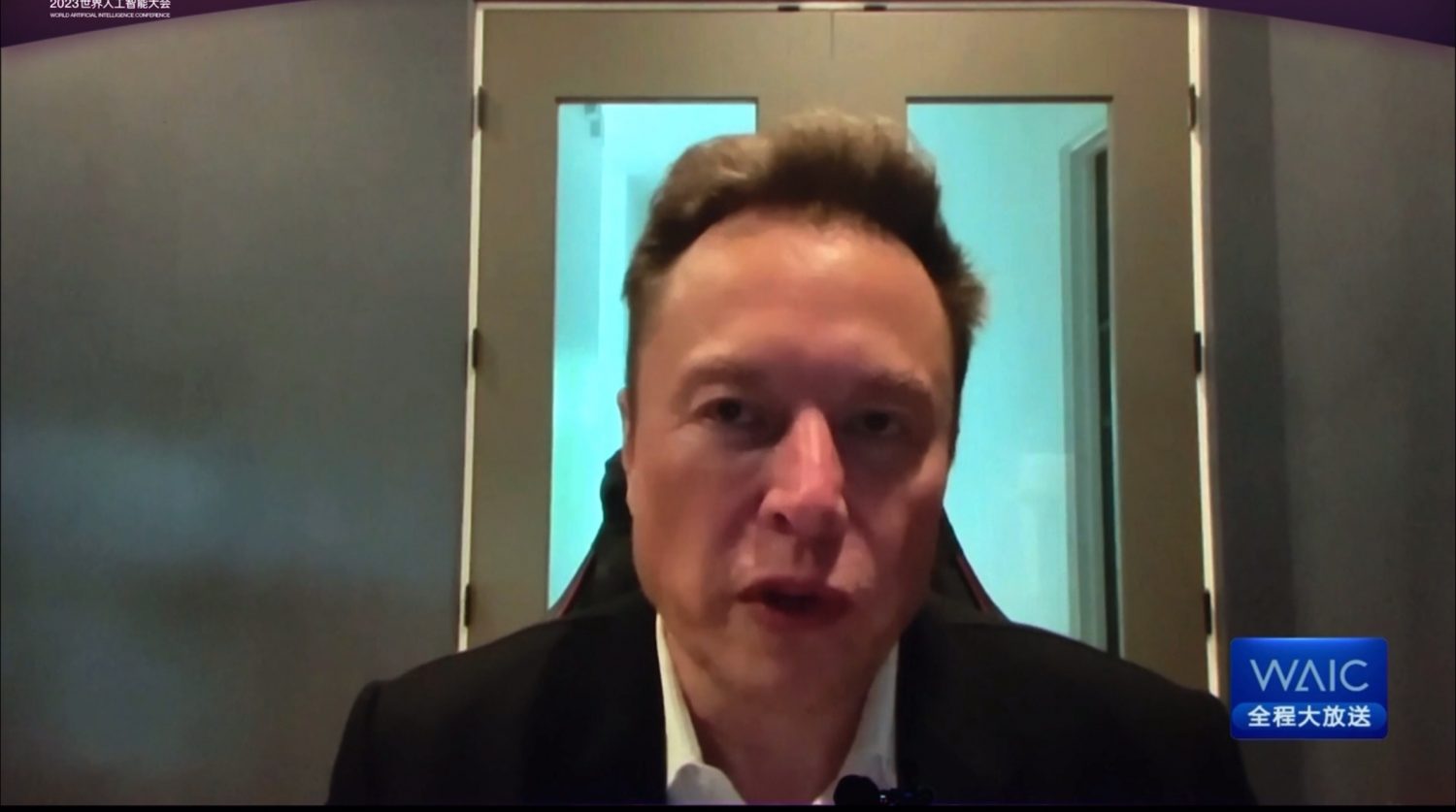 イーロン・マスク最新預言「ロボットが人類の数を超え生産性は劇的に高まる」