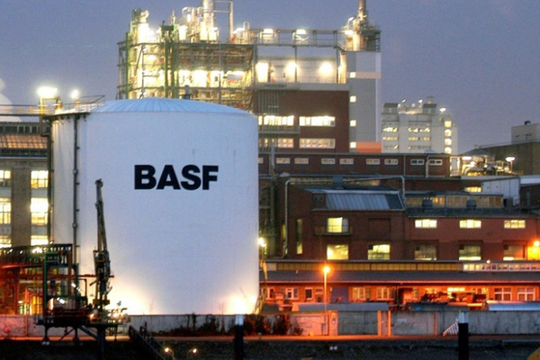 BASF、中国テック系企業と固体電池などの研究開発で提携 