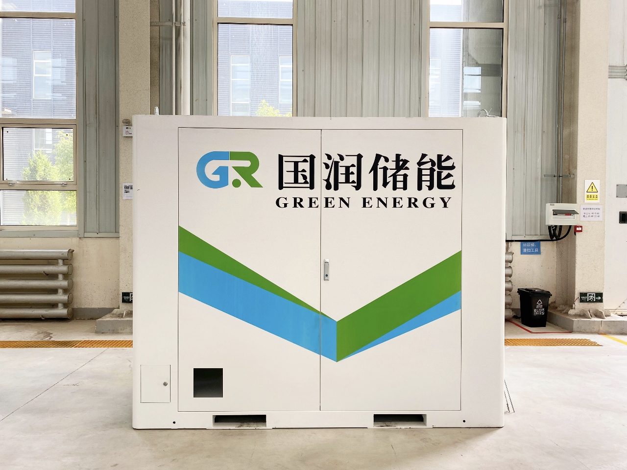 長寿命で安全性高い「レドックスフロー電池」　中国蓄電メーカー、実用化に向けて挑戦