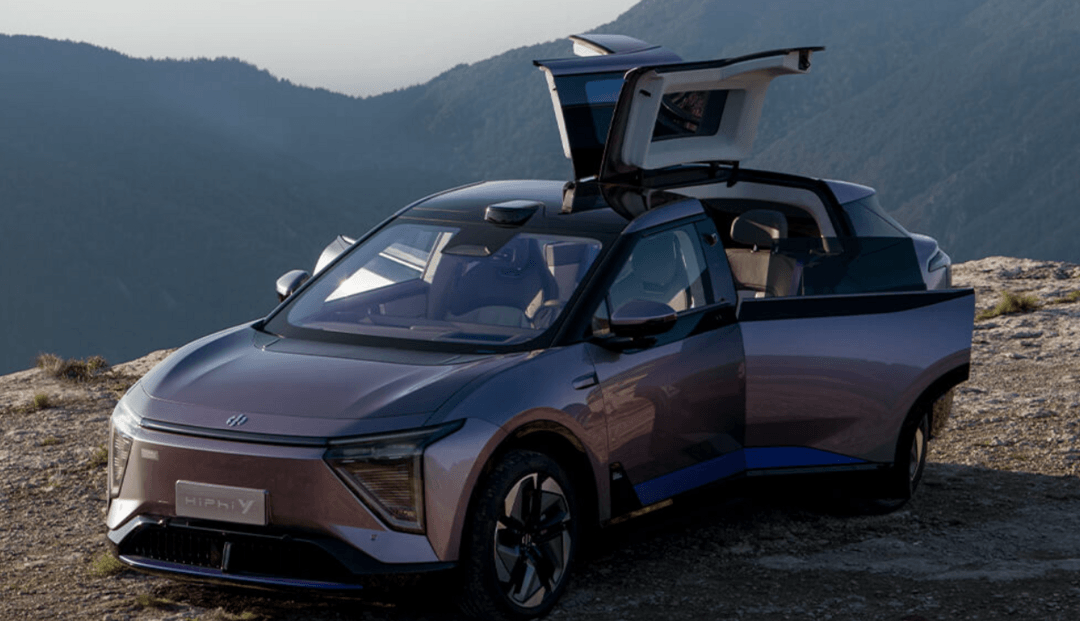 サウジ政府系ファンド、中国高級EV「華人運通」への出資　2億5000万ドル以上で協議中