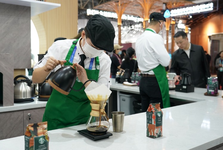 スタバ、中国でコーヒーのサプライチェーンを構築