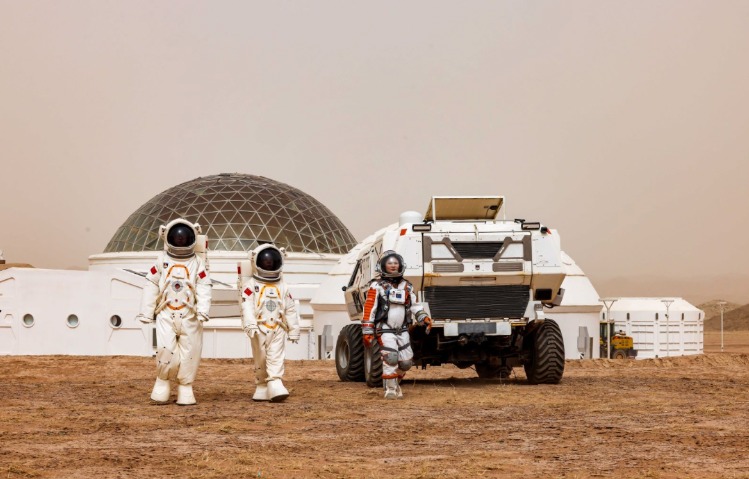 中国で「宇宙体験」観光の人気高まる