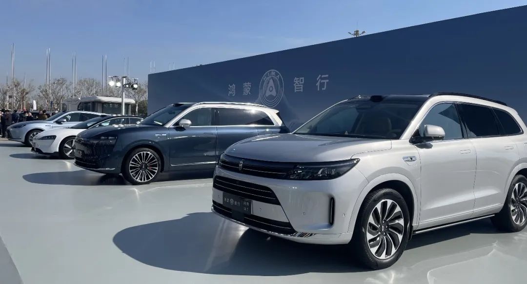 ファーウェイ、新型EV「AITO M9」を発表　最新鋭のスマートドライビング技術を結集
