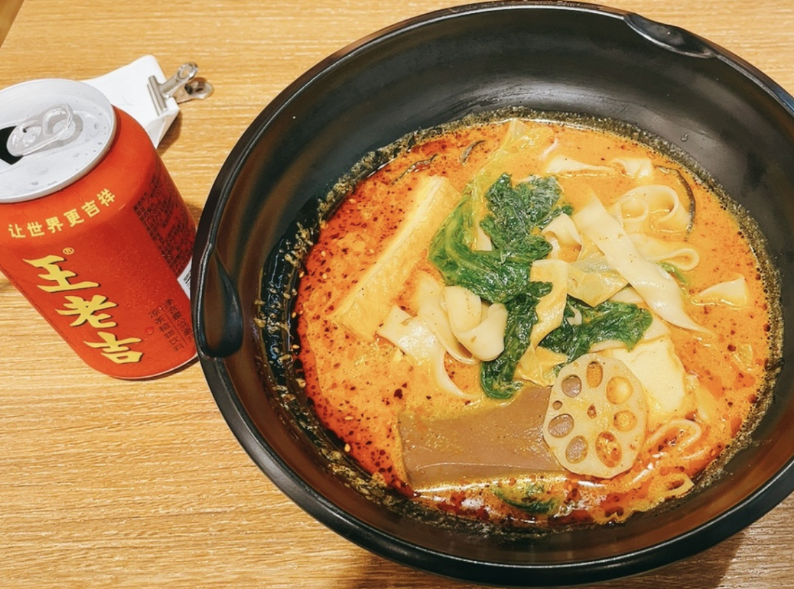中国B級グルメ「麻辣湯」チェーンが悲願の銀座出店。日本上陸から6年、客の7割が女性【中華ビジネス戦記】