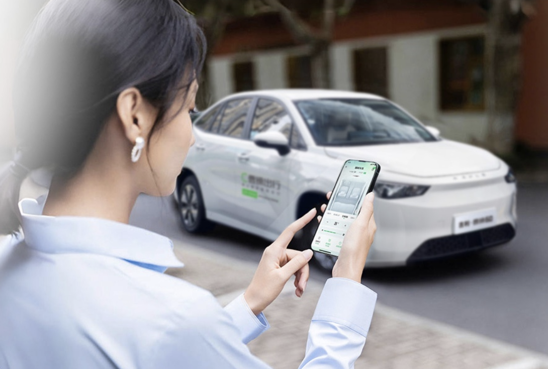中国ネット配車「曹操出行」が香港上場へ、業界3位もシェア5％未満