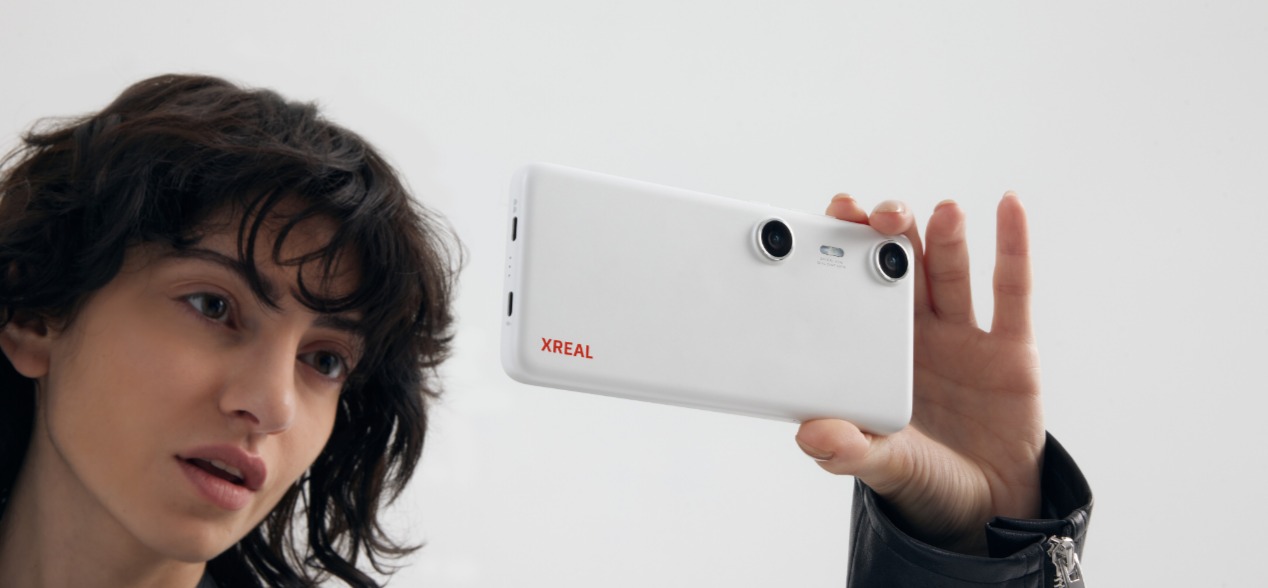 ARグラス「XREAL」、"スマホ型"空間コンピューティング端末を発表　3D撮影も手軽に