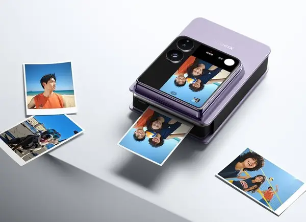 シャオミから意外なヒット商品誕生。折りたたみスマホとセットのフォトプリンターに若者が夢中