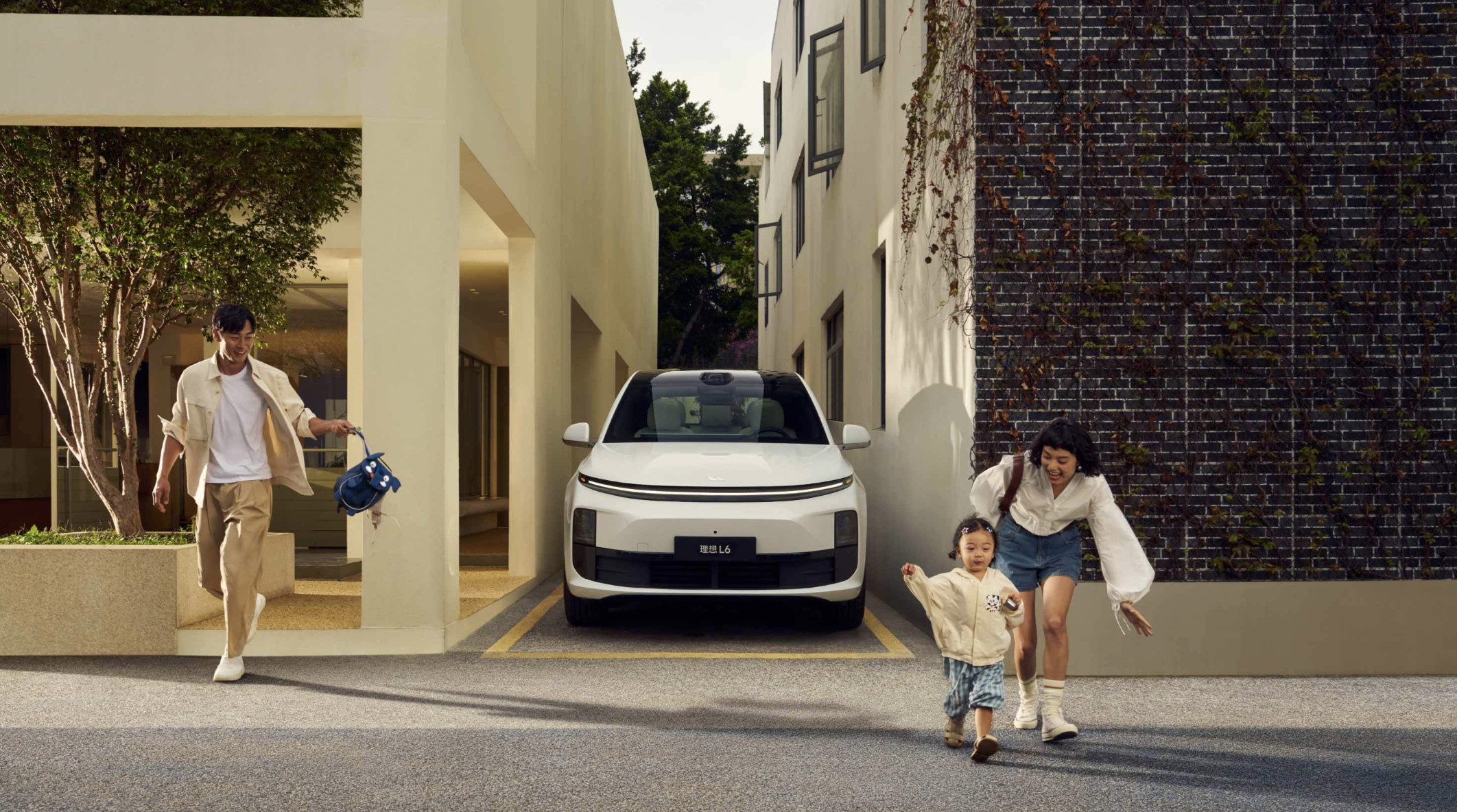 中国新興EV24年販売ランキング：理想汽車が50万台超で首位独走、ファーウェイ支援のAITOが猛追撃