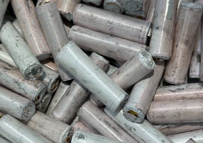 中国のEV電池、迫る「大量廃棄」時代。注目のスタートアップ、独自技術で高い回収率実現