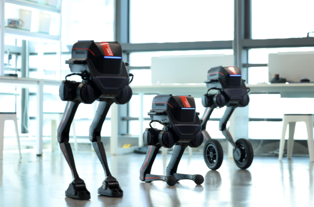 宙返りも軽々！中国LimX Dynamicsがマルチモーダル二足歩行ロボットを発売、早割で150万円から