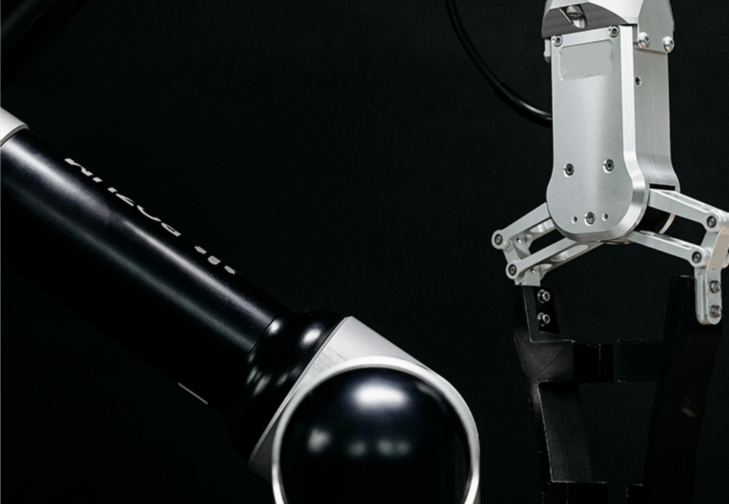 「エンボディドAI」を農業ロボットに活用、1台で複数の作業に対応。中国・SYNAPATHが資金調達