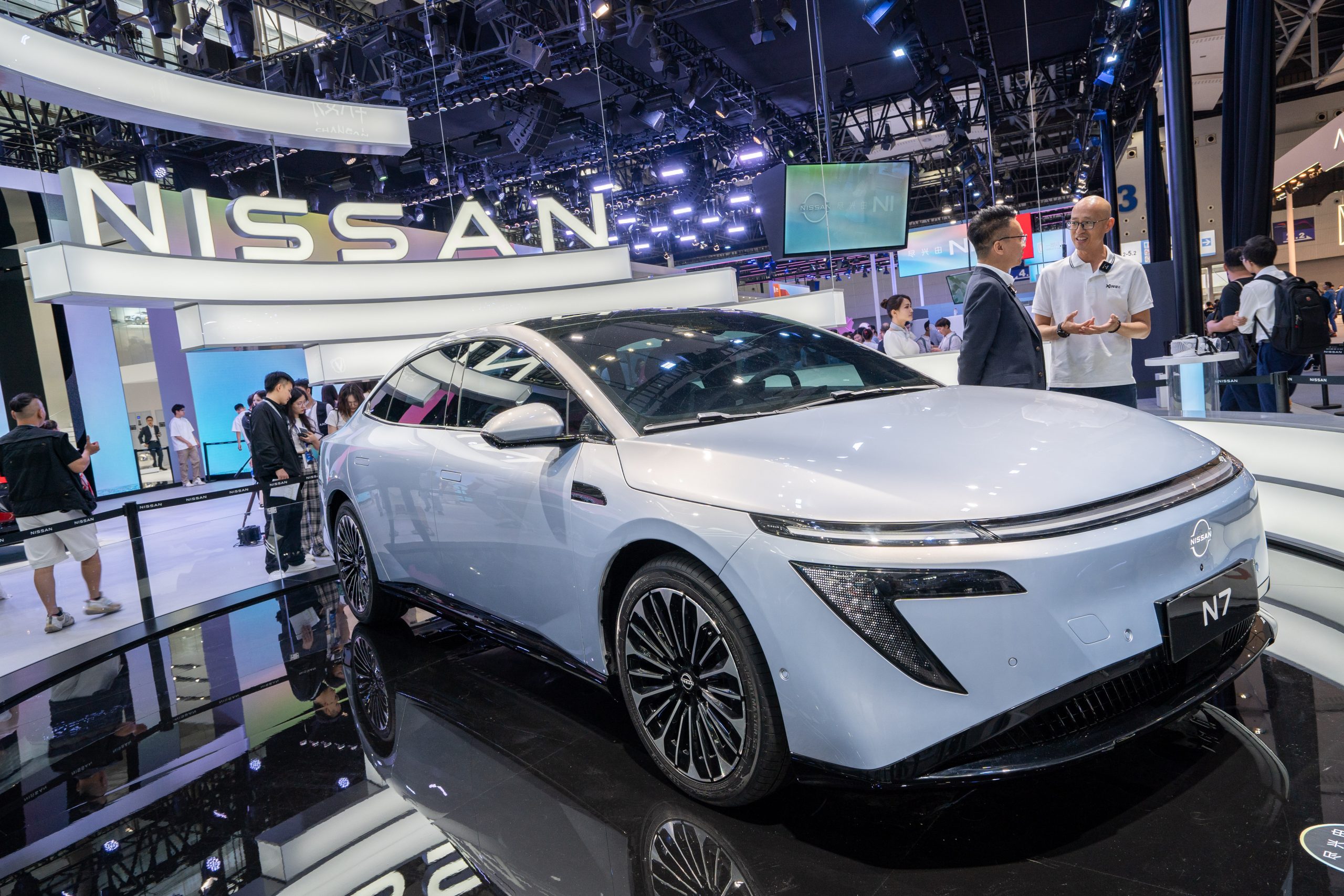 中国EVの新型車発表が凄い。シェア奪われる日独車が追いつけない理由とは？