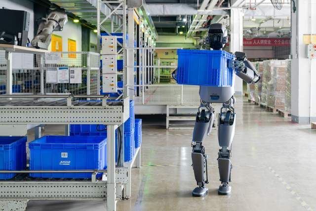 人型ロボットが工場を動かす時代へ。フォックスコン×UBTECH、スマート製造分野で活用推進