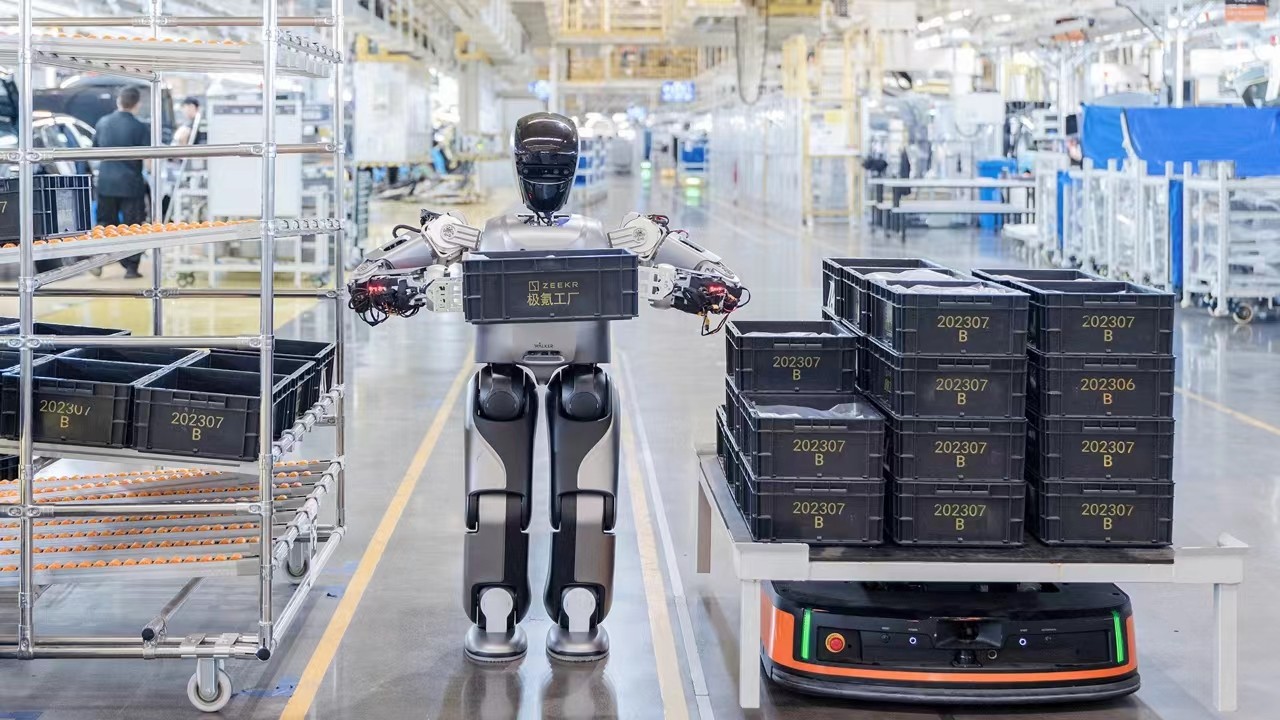 中国の人型ロボット産業が急成長、政府支援で18兆円市場へ
