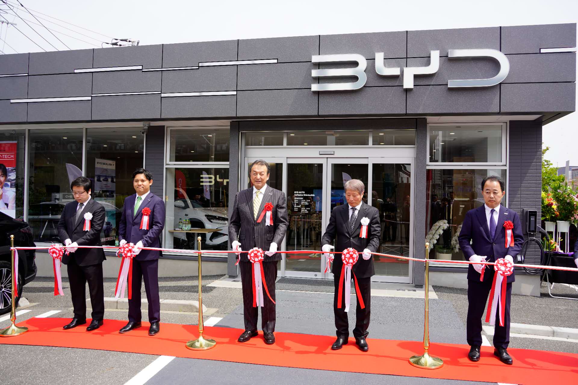BYDが日本独自の軽自動車参入を起爆剤に　国内メーカー牙城に「本気の挑戦状」