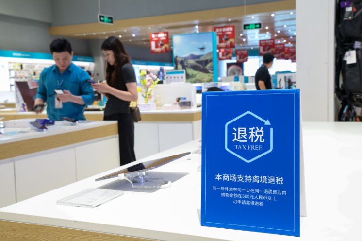 「中国で買い物」が新トレンドに　漢服・茶器・スマホまで“爆買い”する訪中客が急増中