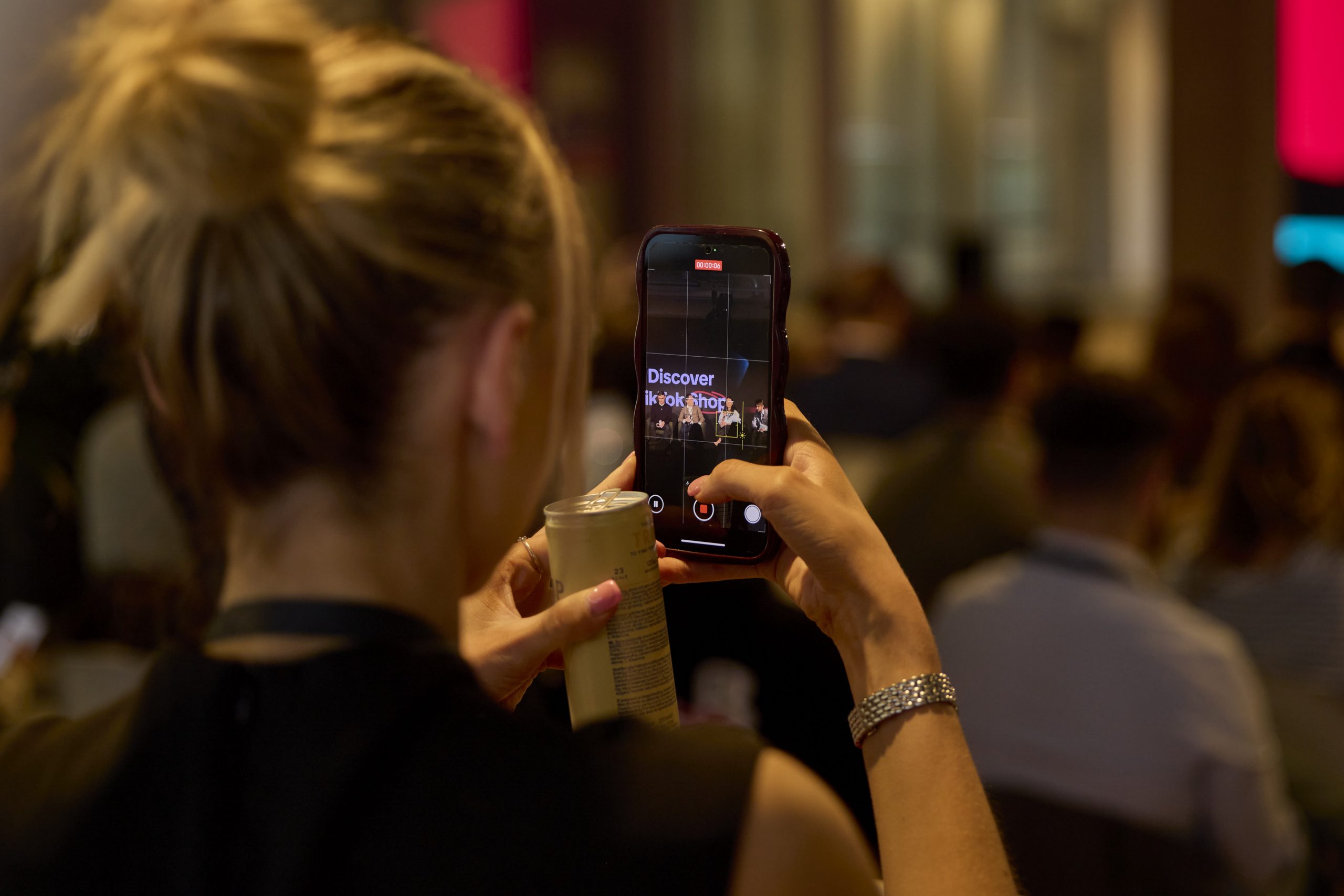 TikTok、英国で事業拡大へ　ロンドンに新拠点・270億円インフラ投資