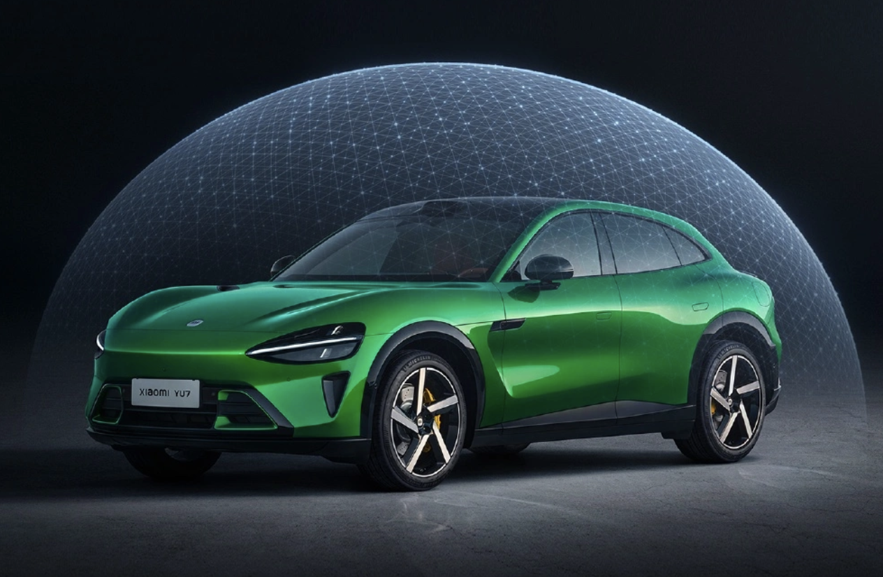 中国シャオミ、初の電動SUV「YU7」でテスラに挑む　予約開始1時間で28万9000台受注