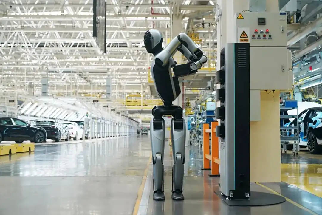 中国の人型ロボット市場、26年は2.8万台へ予測倍増　供給網で世界主導