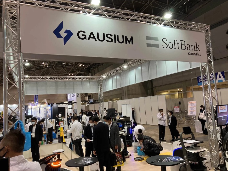 高市総裁誕生で注目、議員会館の中国製AI掃除ロボットの正体。ソフトバンクGが出資し日本で広がる