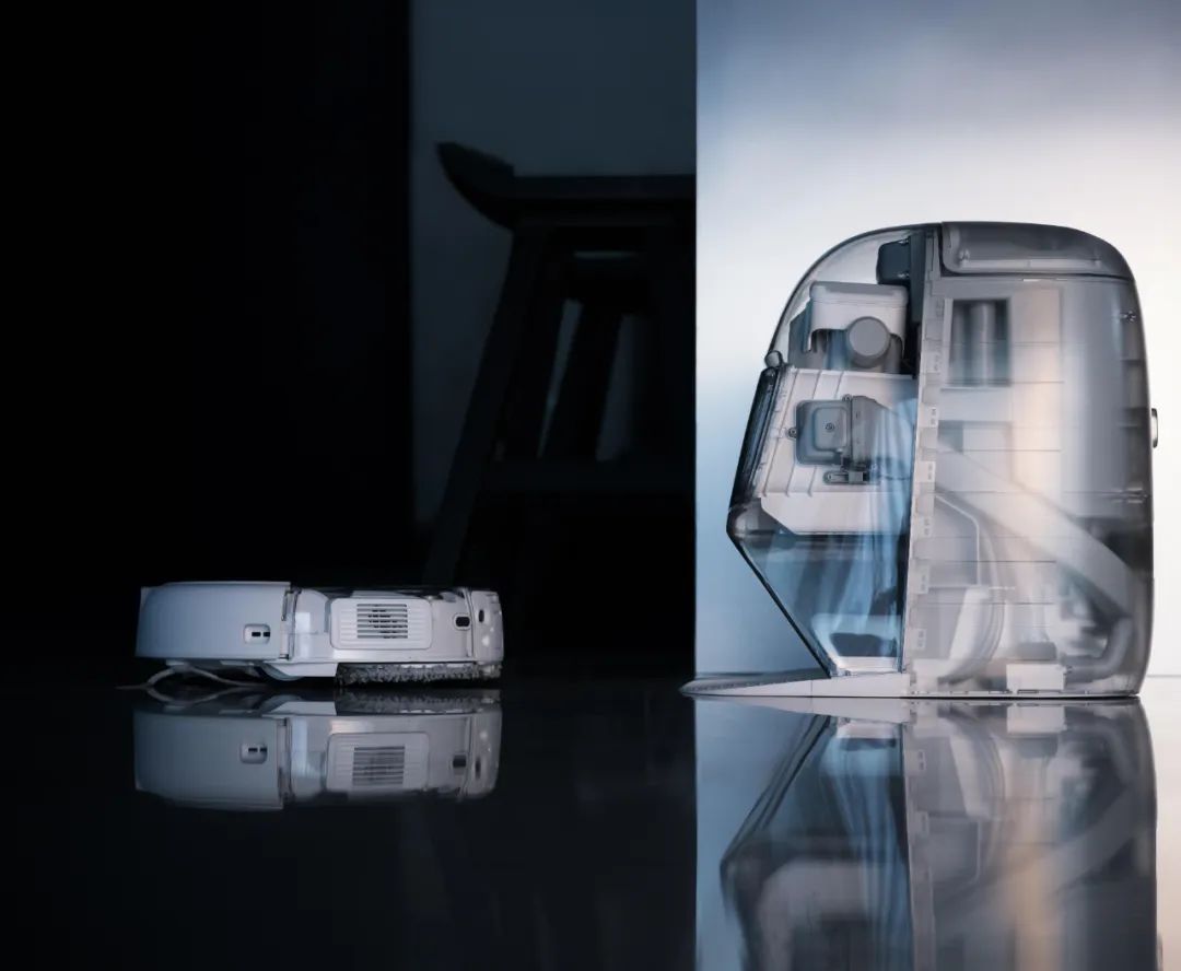 DJIが本気の“ロボット掃除機”　ドローン技術×透明ボディで競争市場に一石