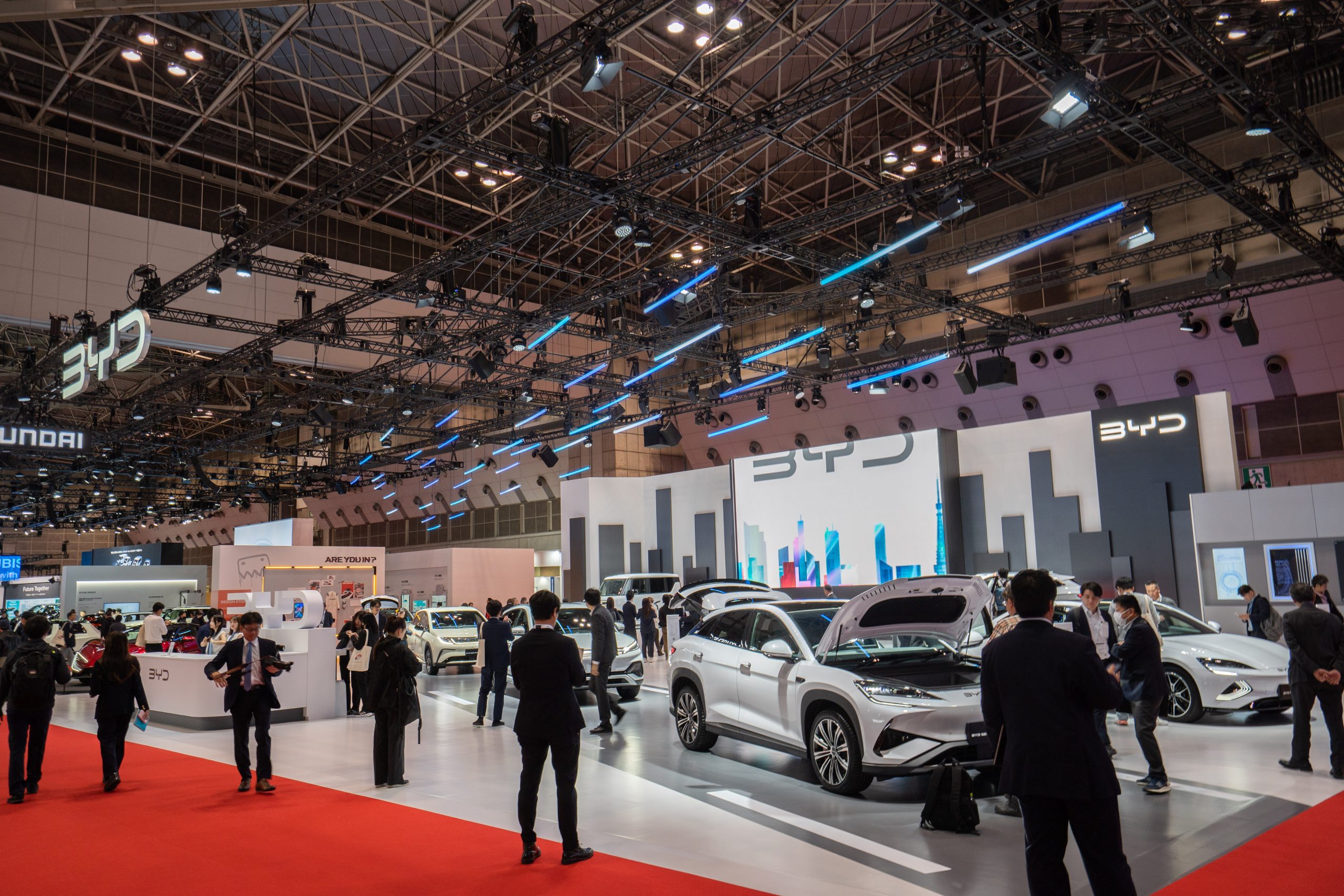 2025年中国自動車市場総決算、実力差鮮明に。2026年は「安売り」から「価値の競争」へ