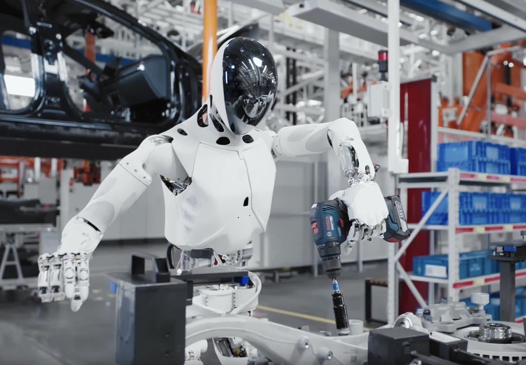 小鵬汽車CEO「2026年はフィジカルAI商用化の転換点」、自動運転と人型ロボットで次の成長段階へ