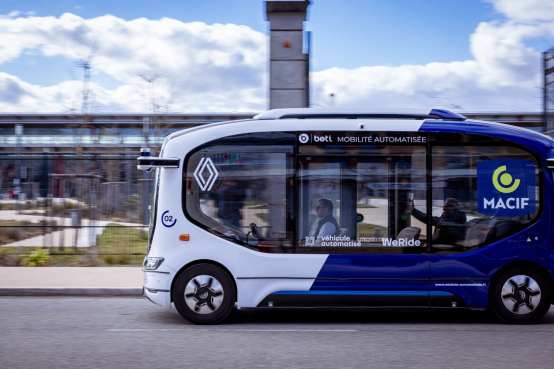 中国WeRide、7～9月売上高は2.4倍に　ロボタクシーが急成長も赤字は継続