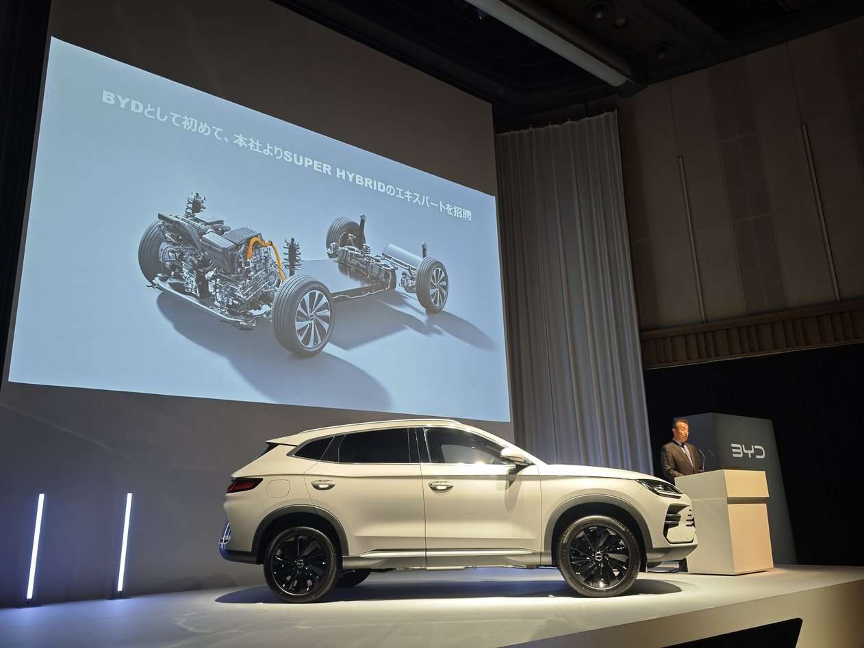 BYDが衝撃の398万円ーPHEV「シーライオン6」初投入、三つの不安で躊躇の日本に響くか　