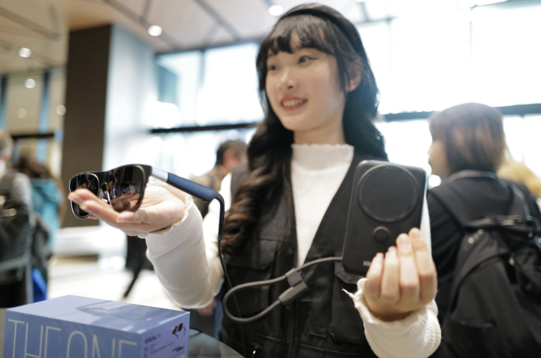 ARグラスのXREAL、2025年に日本で売上高4割増　世界初3D変換機能の新モデル「1S」で普及段階へ