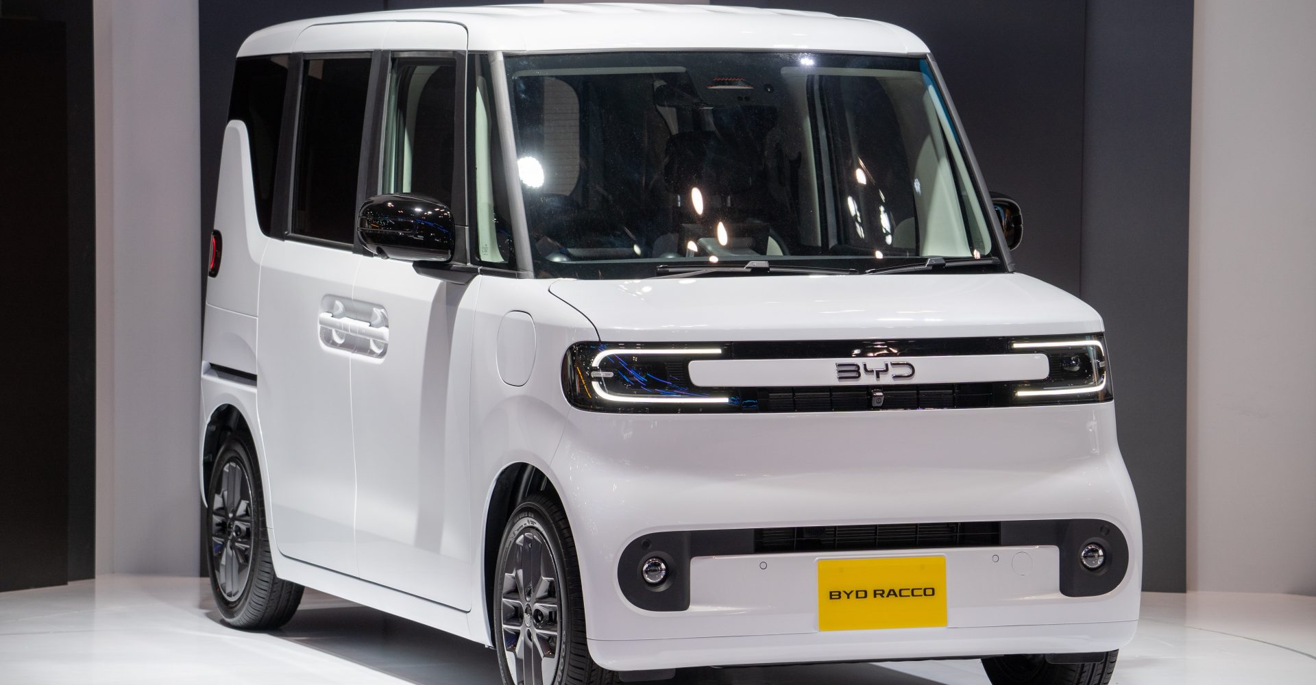 わずか2年で日本独自の軽規格を開発？BYD、初の軽EV「RACCO」で見せた本気度【人気記事再掲】