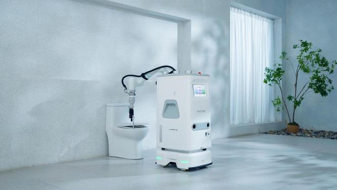 空港・商業施設のトイレ・洗面台清掃を無人化へ　中国「Vionbotics」、AI搭載ロボで狭所作業にも対応