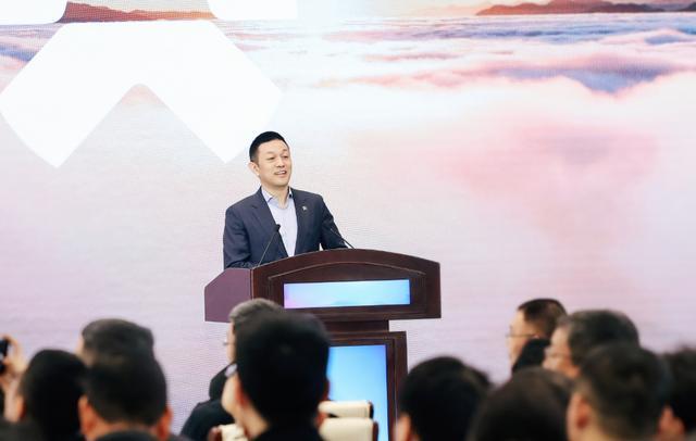中国EV「NIO」、生産累計100万台達成。CEO「メモリ高騰、早期購入を」