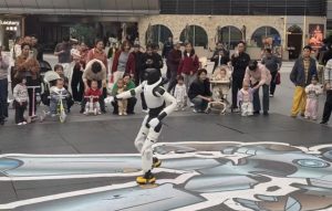 小型EV1台分が関節ひとつ⋯中国「買えるが維持できない」人型ロボットの現実【再掲】