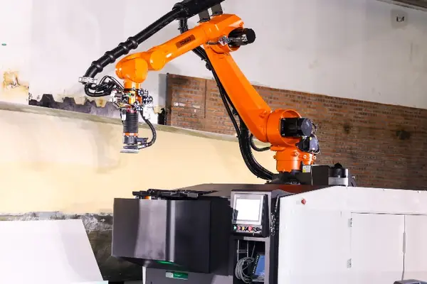 「職人の勘」をAIに学ばせる——中国・図速科技、研磨ロボットで製造現場を効率化