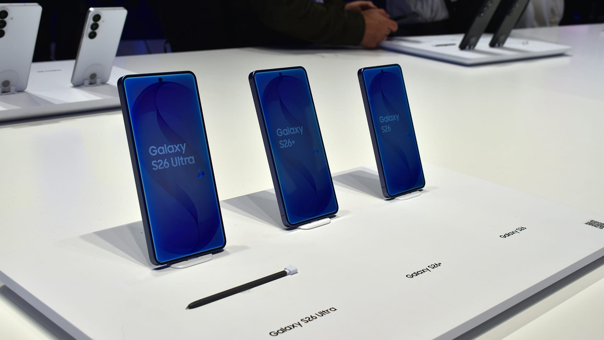 中国向けサムスン端末、国産LLM搭載へ　アップルもアリババ「Qwen」採用