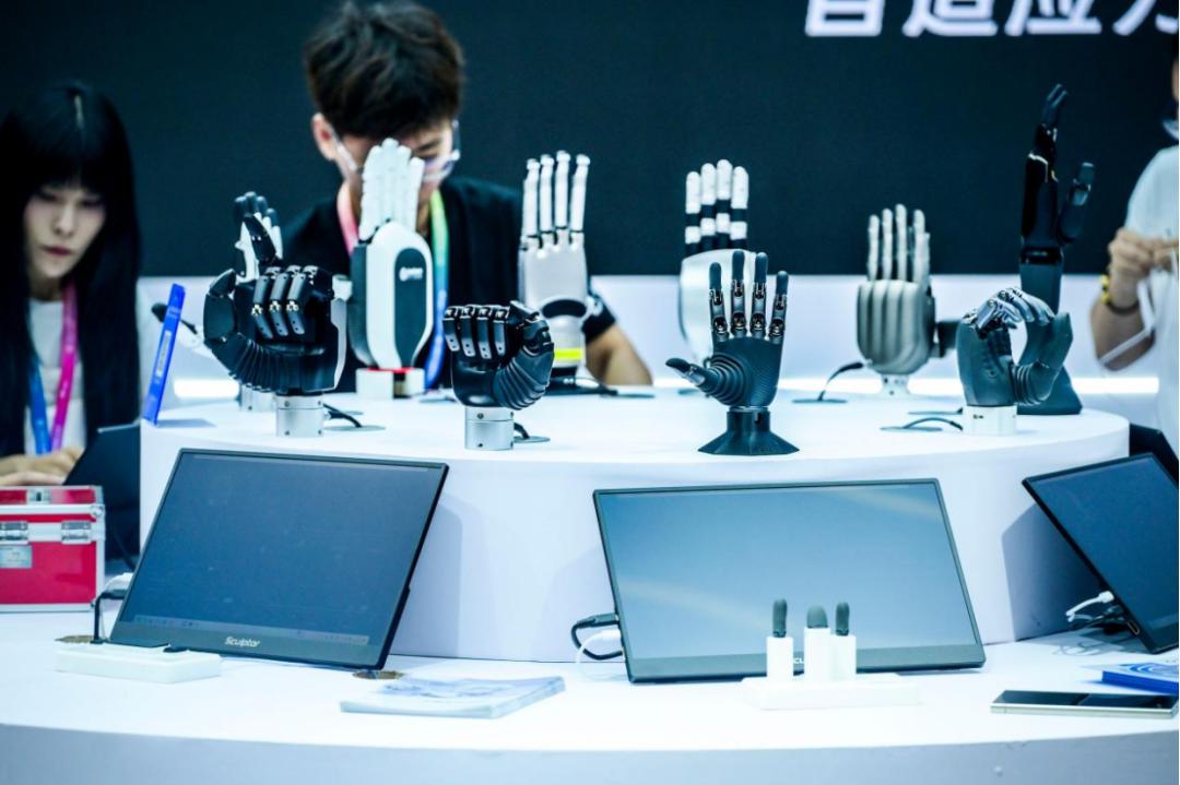 ロボット「触覚」需要急増　中国・他山科技が数十億円調達、受注残は前年売上高の4倍