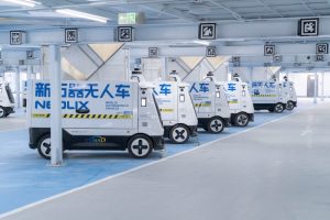 中国で2万5000台走る「無人配送車」、日本で実証実験開始【駐在員が見た中国】